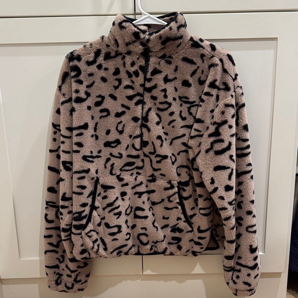 Leopard Print Faux Fur Half Zip